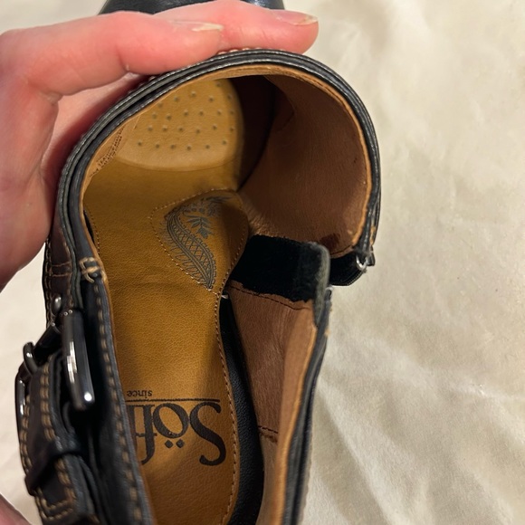 NWOT Sofft Willa Ankle Bootie Heels - Black, size 8 (SH01) - Picture 5 of 6